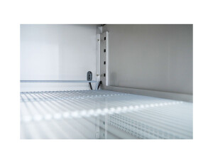 vaiotec EASYLINE Pizzatisch 800 mit 3 Türen, graue Granitarbeitsfläche, Umluftkühlung, BTH 2020 x 800 x 1000 mm